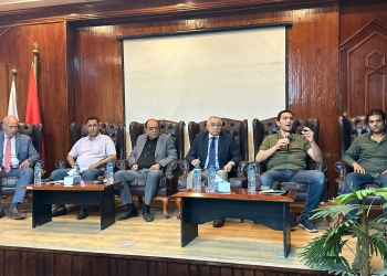 رئيس الغرفة التجارية للجيزة يجتمع مع التجار وبدالي التموين لبحث تطبيق منظومة الاستعاضة السلعية 17 - جريدة المساء