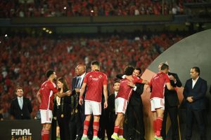 وزير الشباب والرياضة يُتوج النادي الأهلي بالأميرة السمراء ويهنئ مجلس إدارته وجماهيره 21 - جريدة المساء