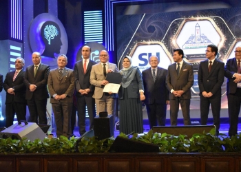 جامعة سوهاج تحصد 6 مراكز متقدمة بمهرجان إبداع 12 ووزير الشباب والرياضة ورئيس جامعة سوهاج يكرمان الفائزين 29 - جريدة المساء