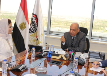 'محمود عصمت" : قائمة بالفرص الاستثمارية في مختلف المجالات.. وتوسيع نطاق التعاون مع  غرفة تجارة وصناعة سلطنة عمان 21 - جريدة المساء