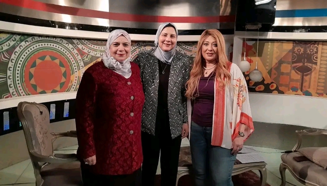 الأديبة شاهيناز الفقي في ضيافة "بيت القصيد" علي النيل الثقافية 26 - جريدة المساء