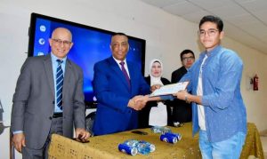 عميد آداب طنطا يكرم الطلاب الفائزين بمسابقة القرآن الكريم 25 - جريدة المساء