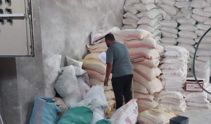 ضبط مصنع أعلاف مغشوشة وبدون ترخيص بمركز القنطرة غرب 19 - جريدة المساء