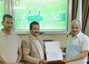 "الشعب الجمهوري" بقنا يكرم القيادات العمالية والعاملين بمصانع السكر والورق بقوص 34 - جريدة المساء