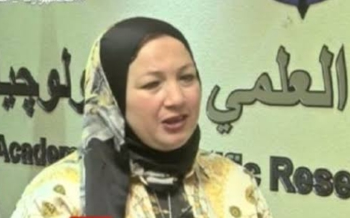 (مصرية) من بين الفائزين بجائزة خليفة التربوية 25 - جريدة المساء
