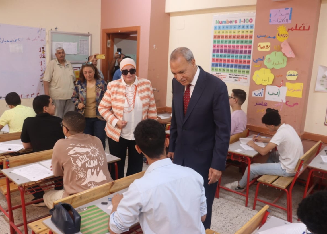 استبعاد 5 رؤساء لجان ومراقبين اوائل بامتحانات الإعدادية بالقليوبية 20 - جريدة المساء استبعاد 5 رؤساء لجان ومراقبين اوائل بامتحانات الإعدادية بالقليوبية 19 - جريدة المساء