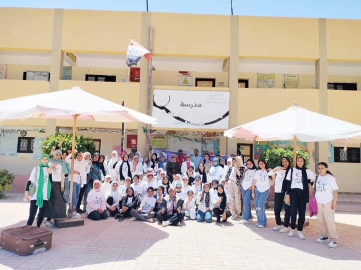 بدء فعاليات المعسكر الثاني من معسكرات الرياضه من اجل التنميه تحت شعار لياقتي مهارتي بمدرسه السيده عائشه بمطروح 19 - جريدة المساء