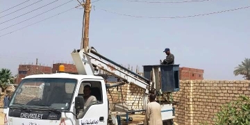 توجيهات لمحافظ أسوان فصل التيار الكهربائى عن كسارات وطواحين الذهب بمدينة الرديسية 1 - جريدة المساء
