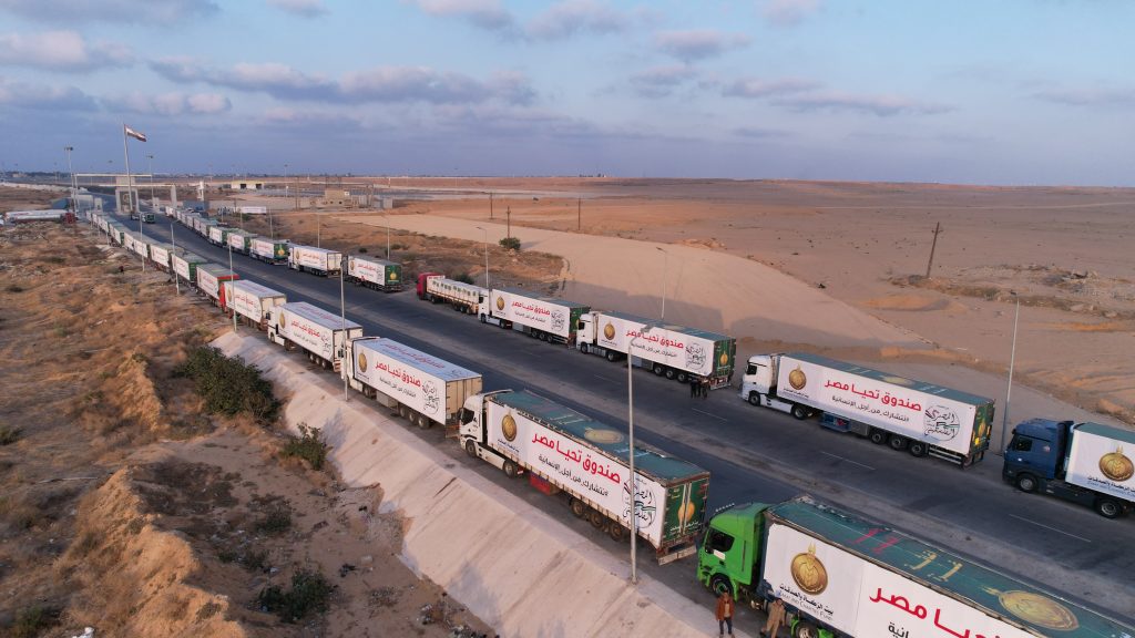 "صندوق تحيا مصر": وصول القافلة الإغاثية الخامسة إلى الجانب الفلسطينى 34 - جريدة المساء