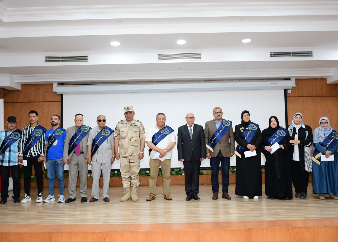 محافظ بورسعيد ومدير جمعية «المحاربين القدماء » يشهدان احتفاليةجمعية المحاربين القدماء بيوم الشهيد 19 - جريدة المساء