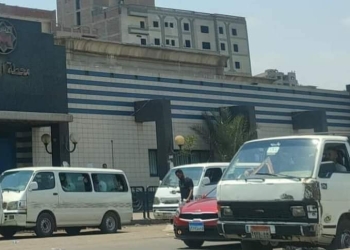 "الجيزة" تضبط 10 ميكروباصات تقطع المسافات وتحصل أجرة أكبر بخطوط الحوامدية والبدرشين والعياط 27 - جريدة المساء