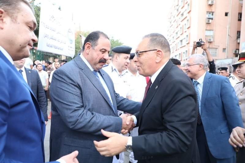 محافظ الشرقية يؤدي صلاة عيد الأضحي بمسجد الفتح بالزقازيق وسط جموع المواطنين 18 - جريدة المساء