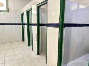 بالصور - مدير تعليم الجيزة يطمئن علي سلامة المراوح والنظافة داخل لجان الثانوية العامة.. استعدادا لاستئناف الامتحانات غدا 59 - جريدة المساء