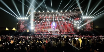 "كبار السن" نجوم حفل كاظم الساهر في القاهرة بعد غياب عامين 2 - جريدة المساء "كبار السن" نجوم حفل كاظم الساهر في القاهرة بعد غياب عامين 1 - جريدة المساء