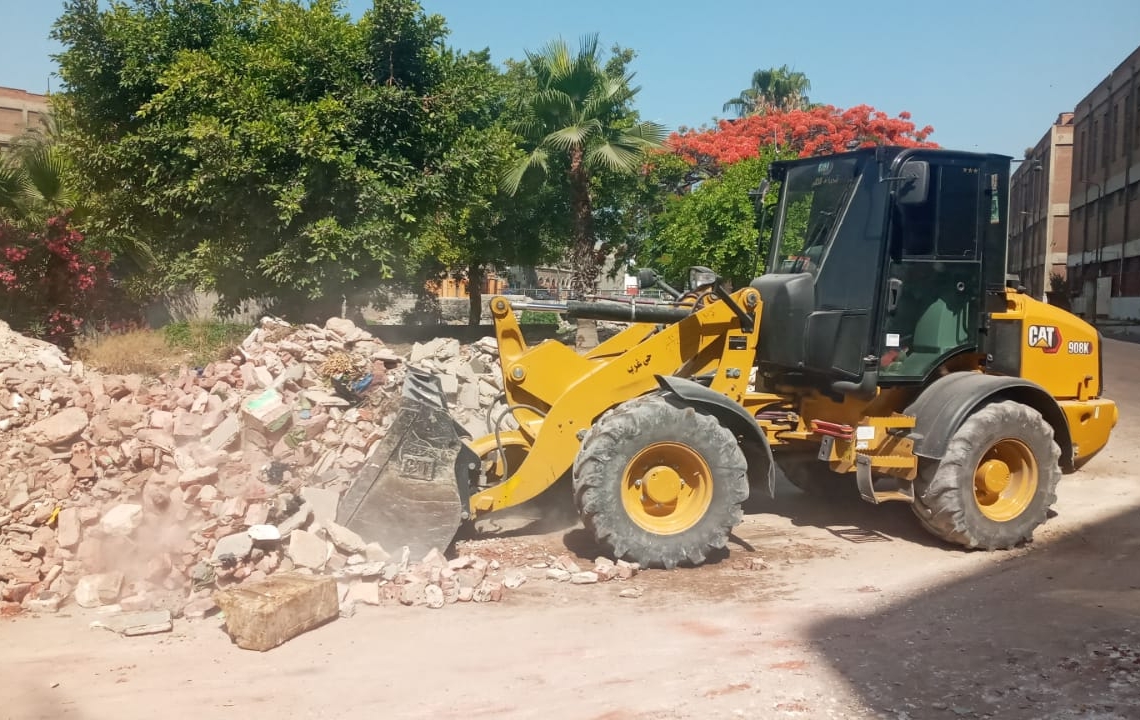 رفع ١٠٠ طن من الأتربة والرديم من شوارع غرب الإسكندرية 18 - جريدة المساء رفع ١٠٠ طن من الأتربة والرديم من شوارع غرب الإسكندرية 17 - جريدة المساء