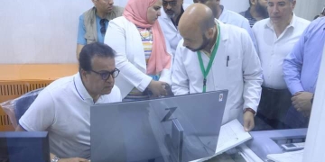 وزير الصحة يتفقد مستشفى الحمام المركزى بمطروح  1 - جريدة المساء