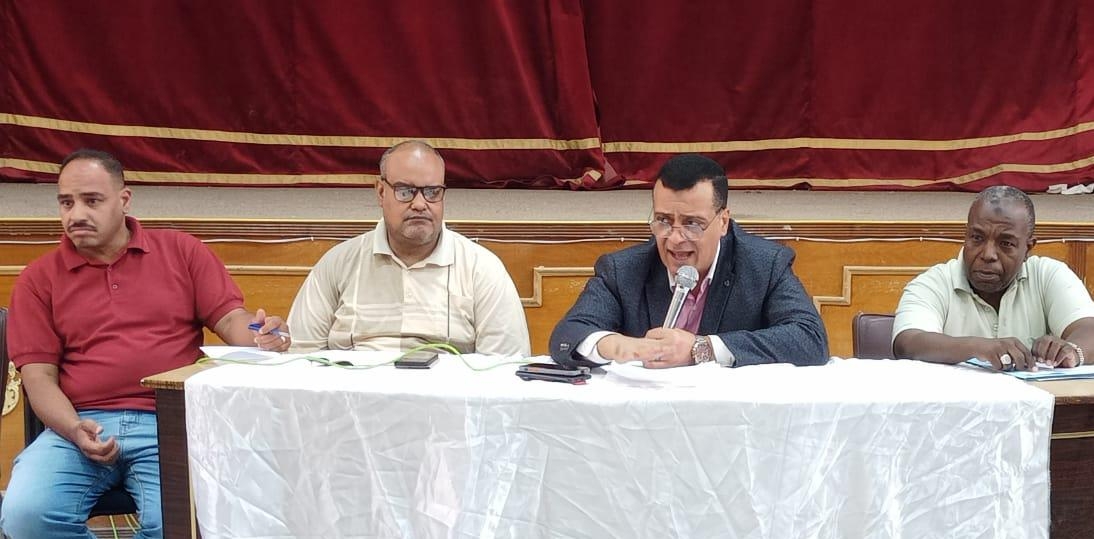 تجهيز ٤٥ لجنة لاستقبال ١٧ ألفا و ٢٥٧ طالب وطالبة فى امتحانات الثانوية العامة بقنا 18 - جريدة المساء