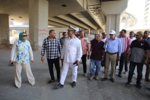 خلال تفقده أعمال تطوير محوري المنصورية والمريوطية.. محافظ الجيزة يصطحب عدداً من المواطنين للتعرف علي آراءهم في التخطيط المرورى الجديد 25 - جريدة المساء