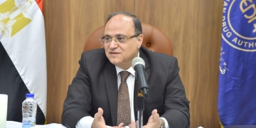 رئيس هيئة الدواء : الدولة المصرية تدعم توفير كافة الاحتياجات الدوائية للمريض المصري والتصنيع فى مصر يتمتع بأعلى معايير الجودة 1 - جريدة المساء