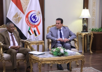 وزير الصحة يبحث مع سفير السودان سبل تعزيز التعاون في دعم القطاع الصحى 17 - جريدة المساء