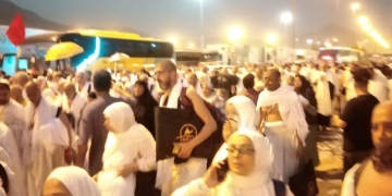 نجاح نفرة حجيج الجمعيات عقب غروب شمس يوم عرفات إلى مزدلفة 1 - جريدة المساء
