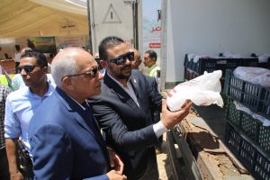 مقدمة من صندوق تحيا مصر | محافظ الجيزة يشهد توزيع 12.5طن من لحوم الأضاحي علي 6250 أسرة من الفئات الأولى بالرعاية 37 - جريدة المساء