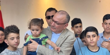 السفير التركى يحتفل بعيدالأضحى مع 1500 طفل فلسطينى وعائلاتهم ويوزع عليهم الأضاحي 1 - جريدة المساء