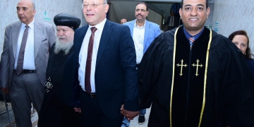 وفد كنائس سوهاج يهنئ رئيس الجامعة بعيد الأضحى المبارك 1 - جريدة المساء
