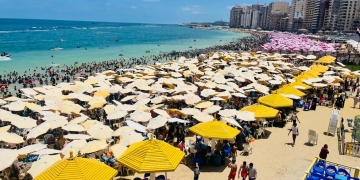 مليون ونصف زائر لشواطئ الإسكندرية فى العيد 1 - جريدة المساء