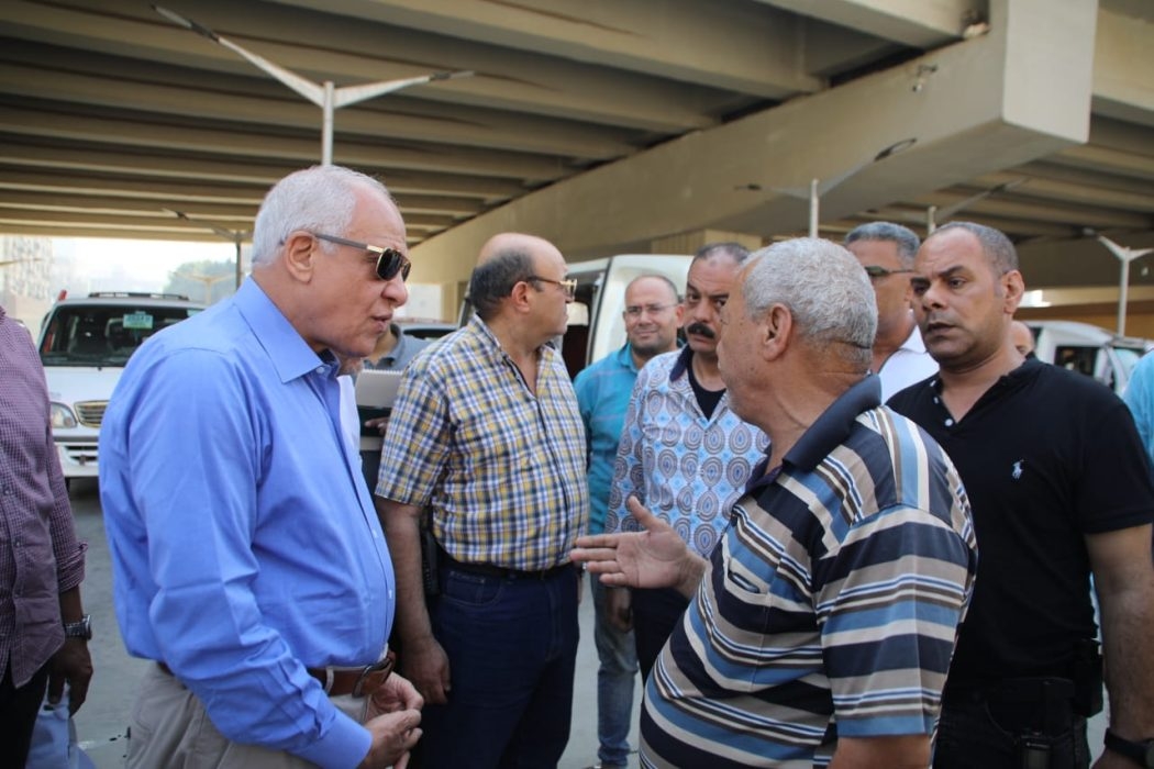 خلال جولته الميدانية.. محافظ الجيزة يطمئن على مدى رضاء أهالى ناهيا وأرض اللواء عن مشروع المواقف الحضارية.. ويوجه ببحث مقترحاتهم 16 - جريدة المساء