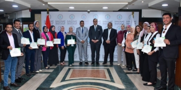 تكريم الصيادلة والأطباء الأكثر تميزًا في تطبيق أنشطة اليقظة الدوائية 1 - جريدة المساء