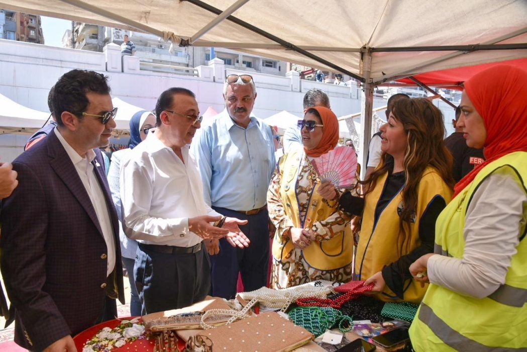 مهرجان إسكندراني منتج بشاطئ البوريفاج 18 - جريدة المساء