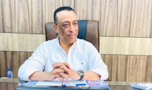 عميد آداب طنطا يشيد بفريق المسرح الفائز بمهرجان المسرحى الشتوي 21 - جريدة المساء