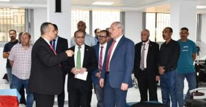 د.مندور يتفقد مشروعات تخرج الكلية المصرية الصينية للتكنولوجيا التطبيقية 24 - جريدة المساء د.مندور يتفقد مشروعات تخرج الكلية المصرية الصينية للتكنولوجيا التطبيقية 23 - جريدة المساء