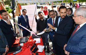 د.مندور يتفقد مشروعات تخرج الكلية المصرية الصينية للتكنولوجيا التطبيقية 22 - جريدة المساء د.مندور يتفقد مشروعات تخرج الكلية المصرية الصينية للتكنولوجيا التطبيقية 21 - جريدة المساء