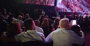 "كبار السن" نجوم حفل كاظم الساهر في القاهرة بعد غياب عامين 24 - جريدة المساء "كبار السن" نجوم حفل كاظم الساهر في القاهرة بعد غياب عامين 23 - جريدة المساء