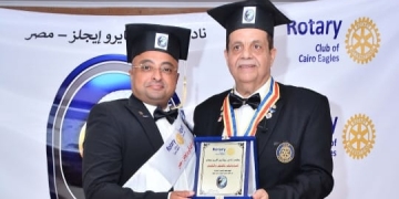 تسليم رئاسة (روتاري كايرو ايجلز) من البابلى إلى قناوى 1 - جريدة المساء