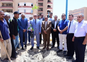 جامعة سوهاج تنشر ثقافة الزراعة الذكية والمستدامة بأراضي مقرها الجديد تزامناً مع اليوم العالمي للبيئة 29 - جريدة المساء