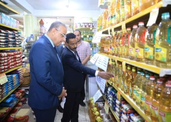 محافظ سوهاج يتابع استعدادات "التموين والطب البيطري" النهائية لاستقبال عيد الأضحى المبارك 25 - جريدة المساء