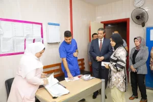 "الشهابى" يفاجئ مستشفى دمياط العام فى جولة مسائية للإطمئنان على مستوى الخدمات الطبية 24 - جريدة المساء