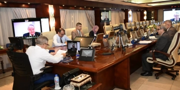 الفريق أسامة ربيع يناقش سياسات إبحار السفن الكورية عبر قناة السويس 1 - جريدة المساء