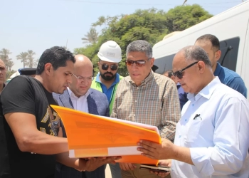 محافظ الجيزة يتفقد أعمال تطوير طريق 6 أكتوبر بأبو النمرس 25 - جريدة المساء