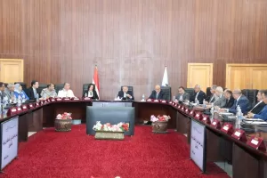 تكليفات عاجلة من محافظ البحر الأحمر لأعضاء الجهاز التنفيذي 21 - جريدة المساء