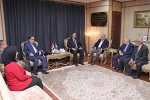 محافظ دمياط يستقبل رئيس مجلس أمناء جامعة حورس ورئيس جامعة الدلتا للعلوم والتكنولوجيا للتهنئة بثقة القيادة السياسية 23 - جريدة المساء