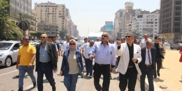 محافظ الجيزة يتابع نسب التنفيذ في أعمال تطوير شارع جامعة الدول العربية 1 - جريدة المساء