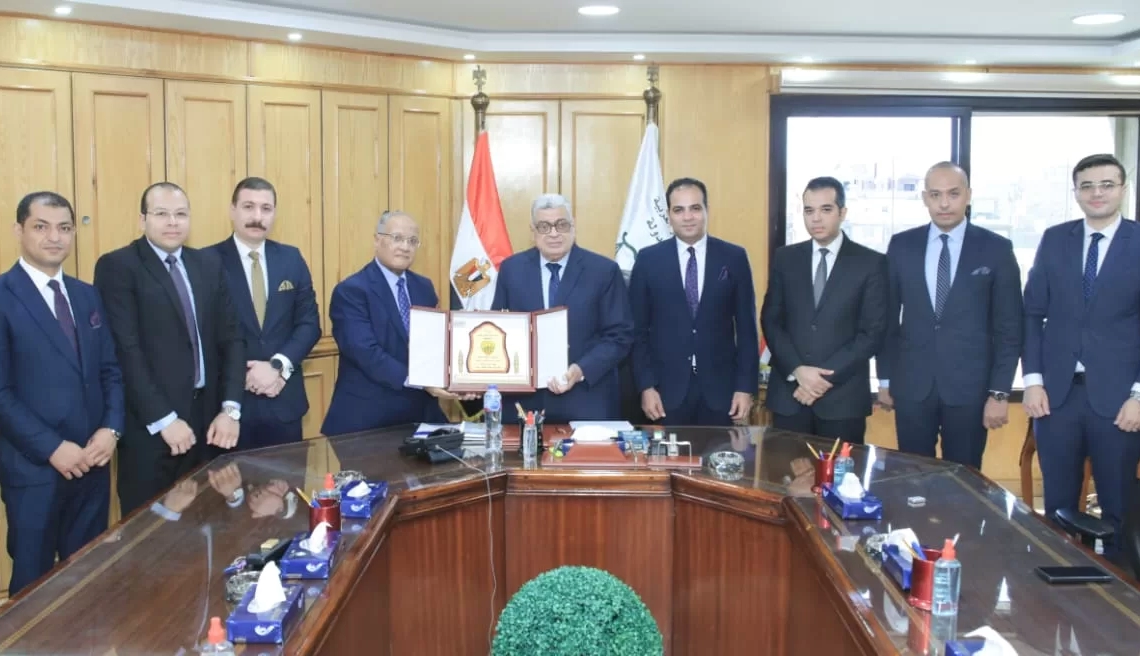 رئيس مجلس الدولة يستقبل رئيس نادى قضاة مجلس الدولة بأسيوط 19 - جريدة المساء