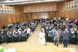 في أول لقاء جماهيرى مع المواطنين.. محافظ قنا بحث 167 طلبا وشكوى 19 - جريدة المساء