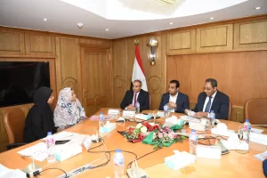 في أول لقاء جماهيرى مع المواطنين.. محافظ قنا بحث 167 طلبا وشكوى 25 - جريدة المساء