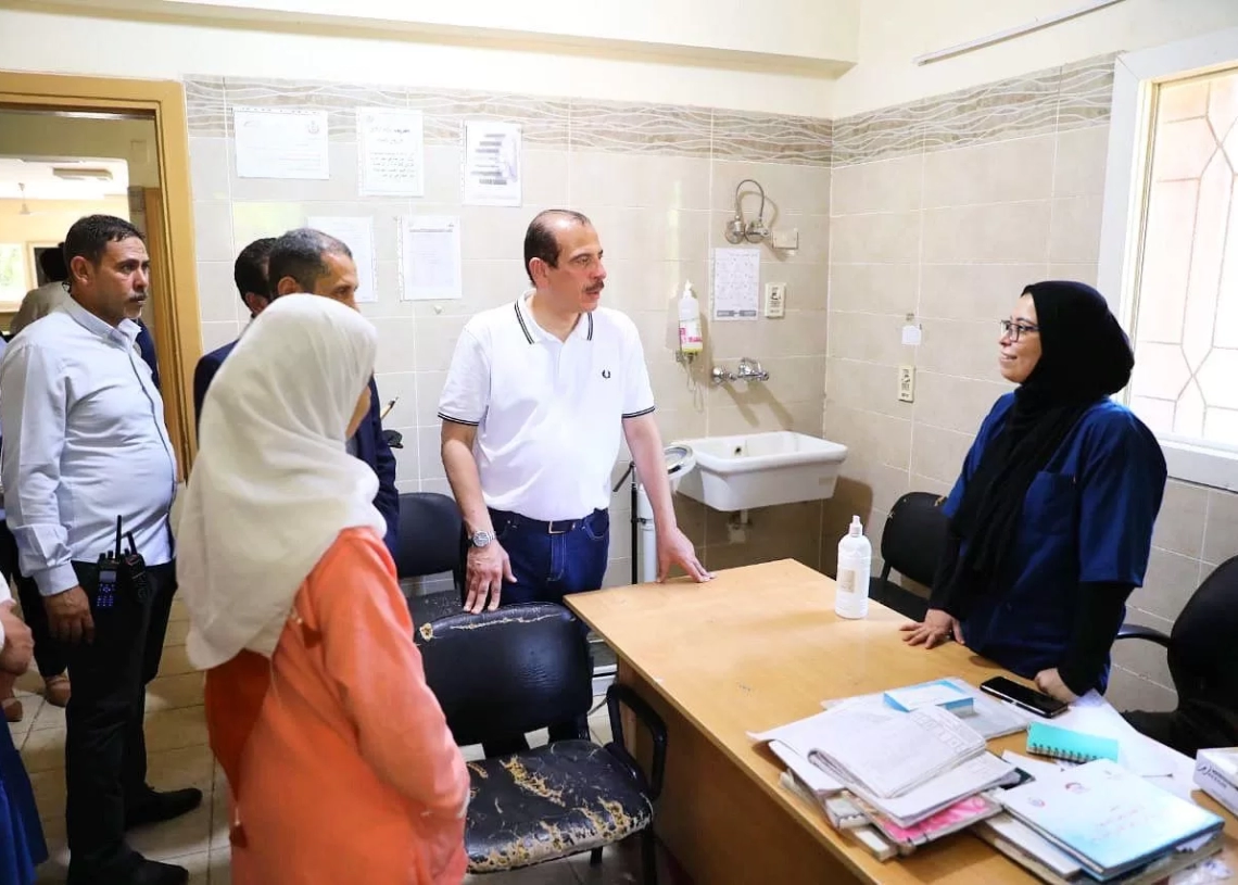 د. عمرو قنديل نائب وزير الصحة في سوهاج: إضافة ٣ منافذ جديدة بالقوميسيون الطبي العام بسوهاج للتيسير على المواطنين 19 - جريدة المساء