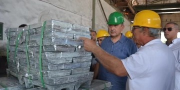 الشيمي: صناعة النحاس واعدة ومنتجاتها تدخل في العديد من الصناعات والطاقة النظيفة 2 - جريدة المساء الشيمي: صناعة النحاس واعدة ومنتجاتها تدخل في العديد من الصناعات والطاقة النظيفة 1 - جريدة المساء